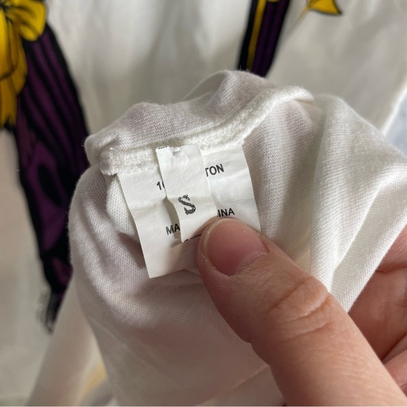 Miu miu graphic tshirt white purple yellow ribbon print women’s size small - Picture 3 of 4